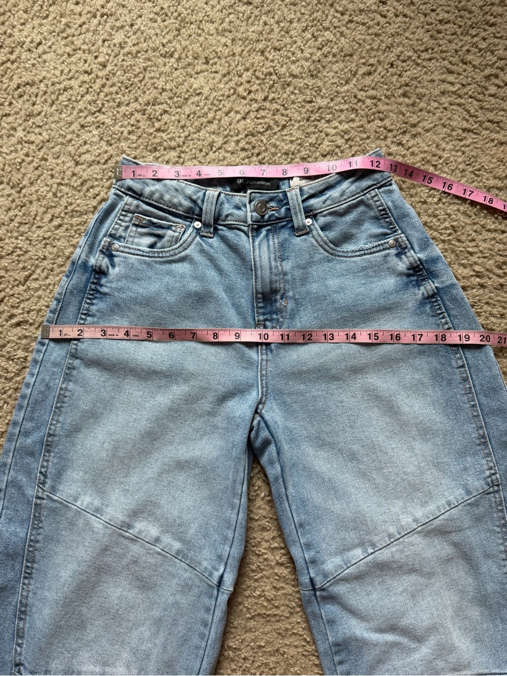 BCBGeneration Barrel Leg Jeans 0/24 Light Blue - Picture 8 of 12